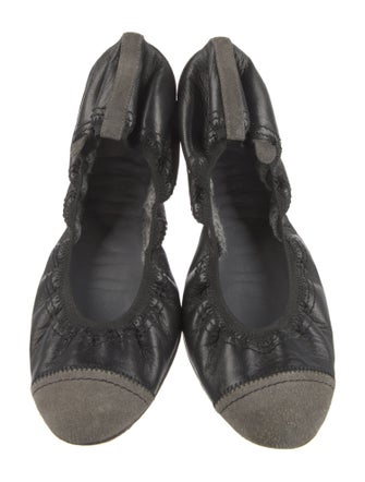 Chanel Interlocking CC Logo Leather Ballet Flats