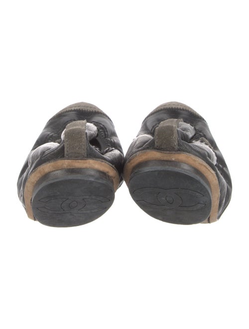 Chanel Interlocking CC Logo Leather Ballet Flats
