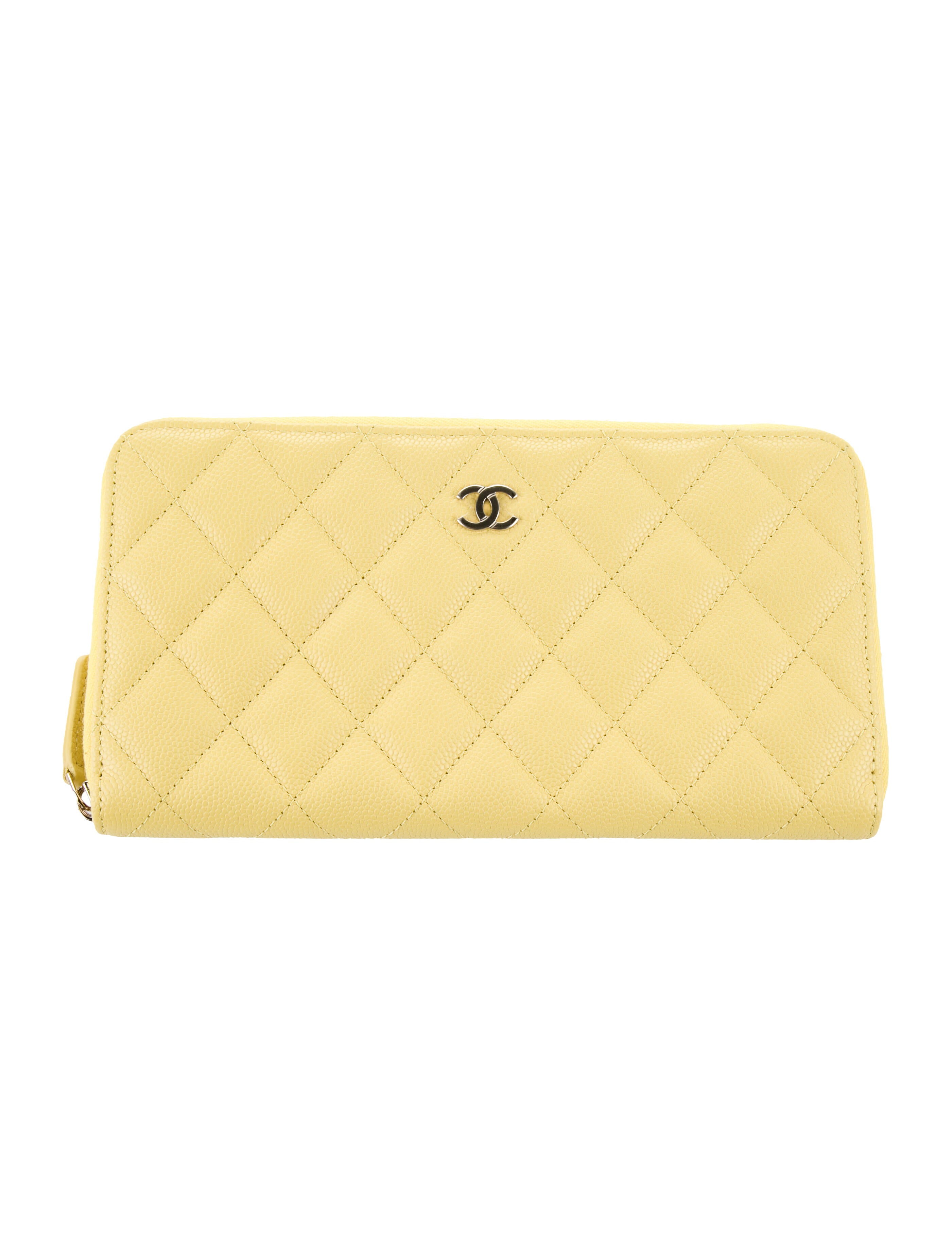Chanel 2023 Continental Wallet