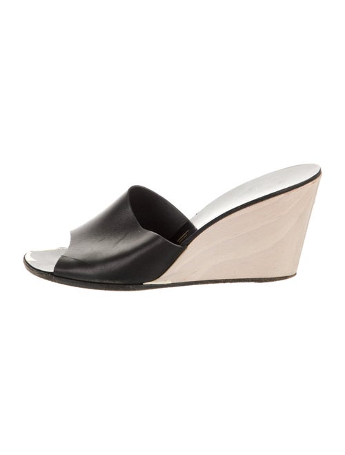 Chanel 2009 Interlocking CC Logo Slides