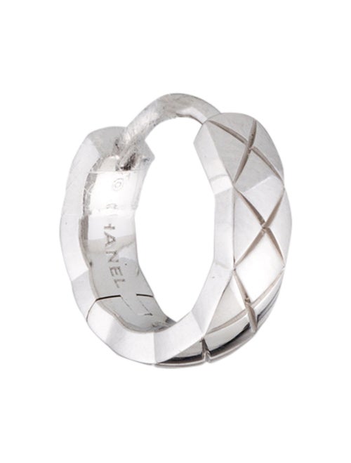 Chanel 18K Coco Crush Single Earring