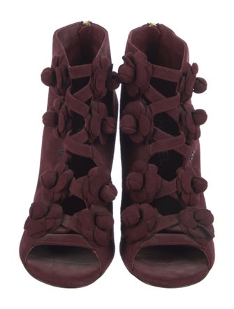 Chanel 2017 Interlocking CC Logo Lace-Up Boots