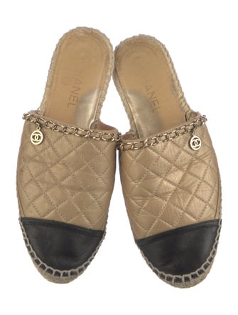 Chanel 2018 Interlocking CC Logo Espadrilles