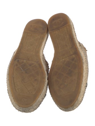 Chanel 2018 Interlocking CC Logo Espadrilles