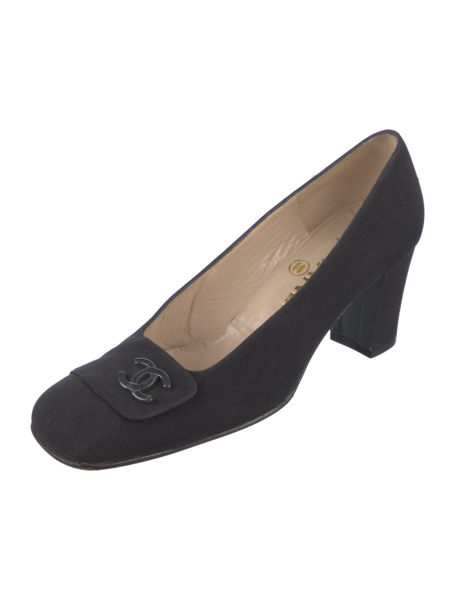 Chanel 1996 Interlocking CC Logo Pumps