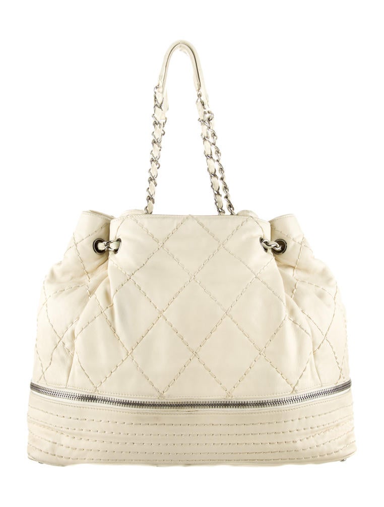 Chanel Shoulder Bag Handbags CHA12020 The RealReal