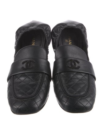 Chanel 2019 Interlocking CC Logo Loafers