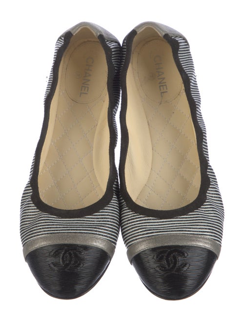 Chanel Interlocking CC Logo Ballet Flats