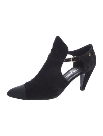 Chanel Interlocking CC Logo Suede Boots