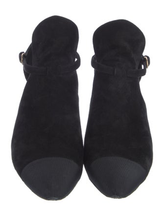 Chanel Interlocking CC Logo Suede Boots