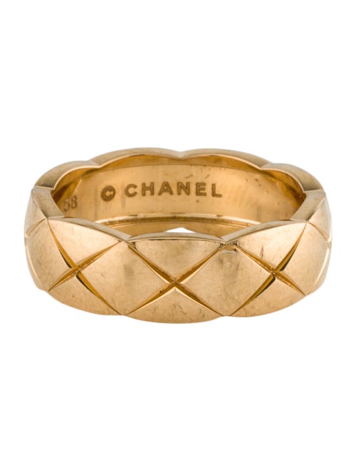 Chanel 18K Coco Crush Ring