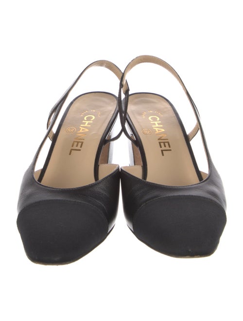 Chanel Interlocking CC Logo Leather Slingback Pumps