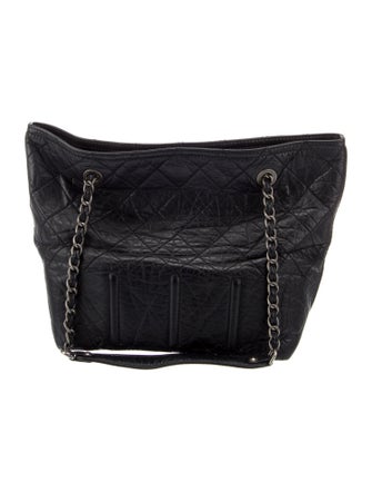 Chanel Shopping In Moscow Tote