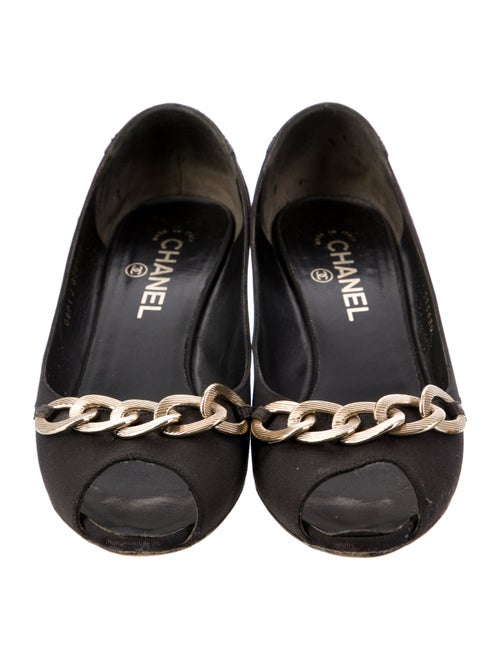 Chanel 2009 Quilted Pattern Pumps