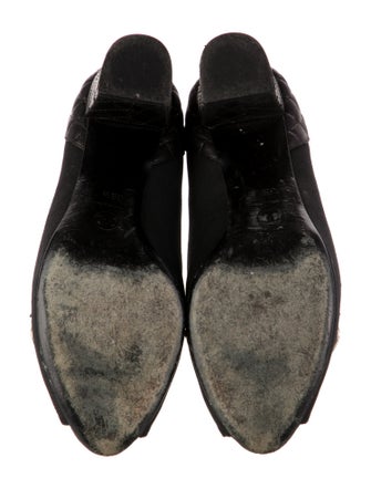 Chanel 2009 Quilted Pattern Pumps