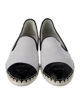 Chanel 2019 Interlocking CC Logo Espadrilles