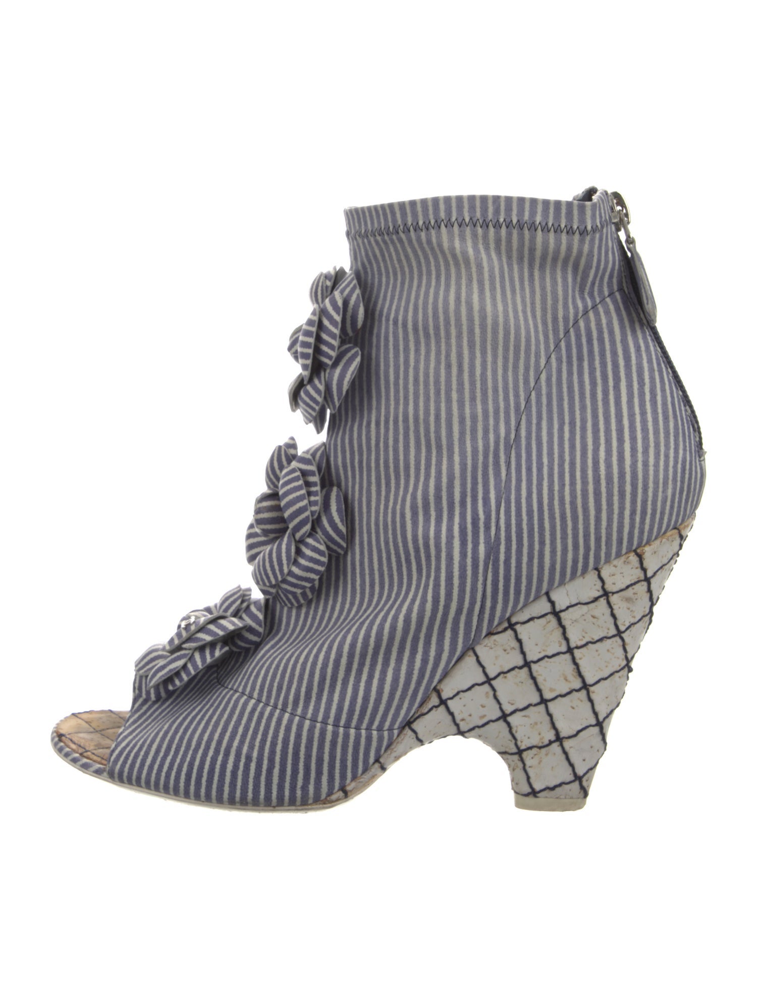 Chanel 2014 Interlocking CC Logo Pumps