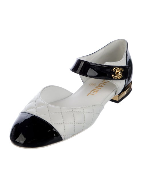 Chanel 2021 Interlocking CC Logo Mary Jane Flats