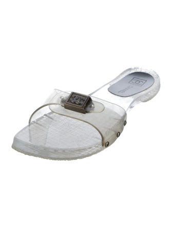 Chanel Interlocking CC Logo Slides
