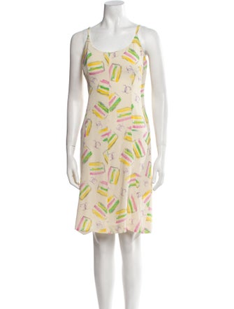 Chanel 2004 Knee-Length Dress