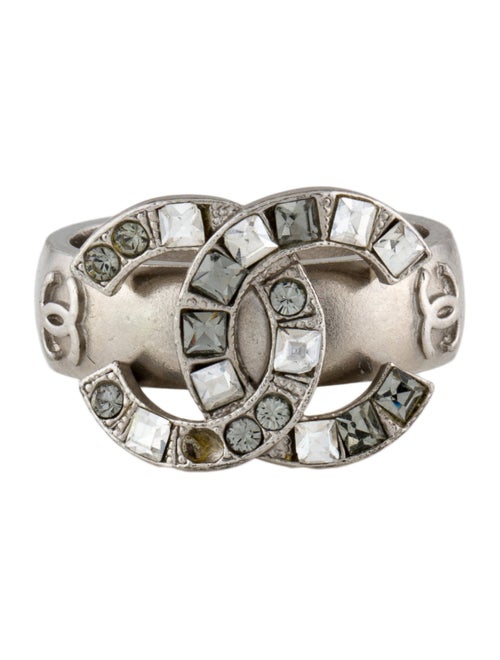 Chanel Strass CC Cocktail Ring