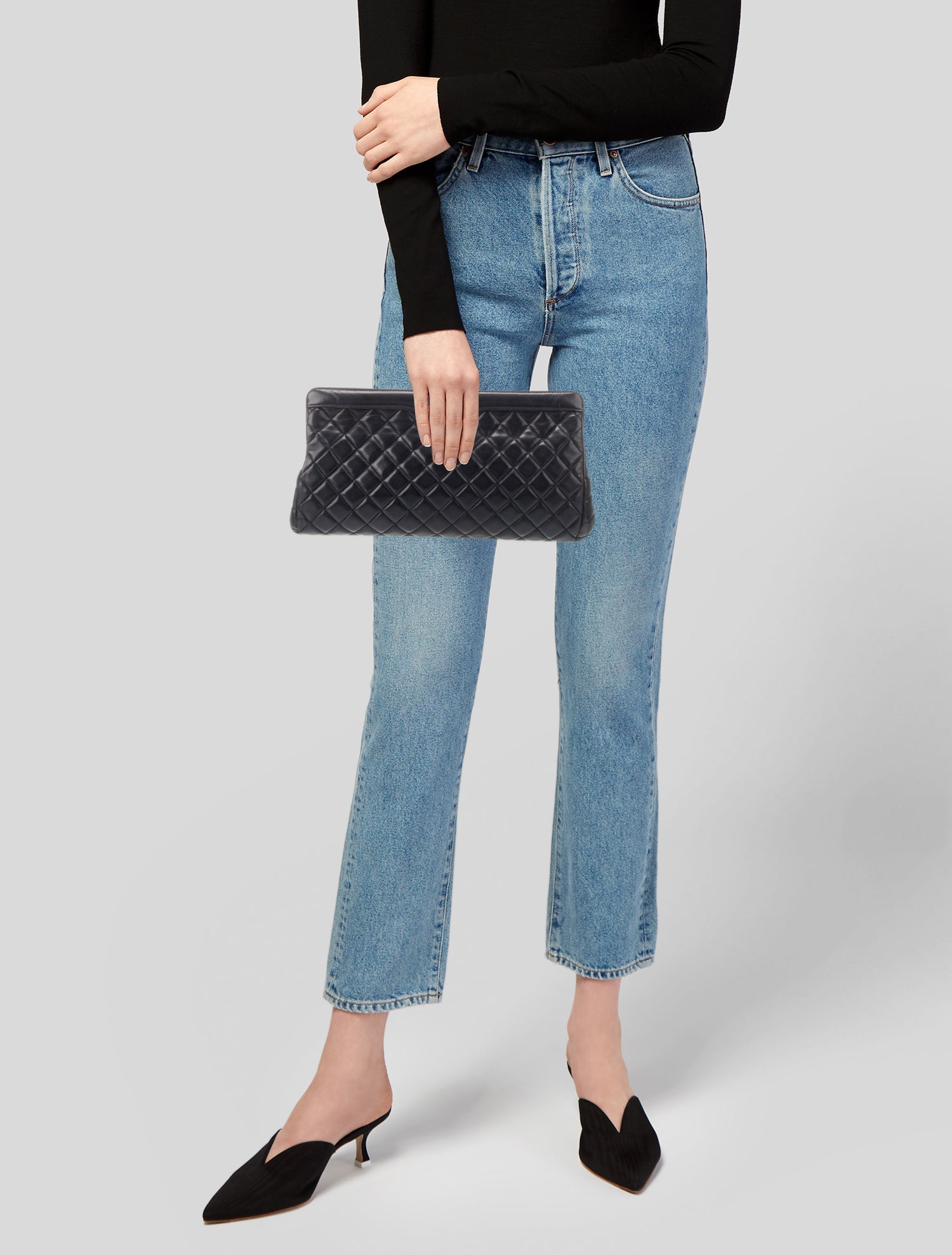 Chanel Paris-Seoul A Clutch In Story