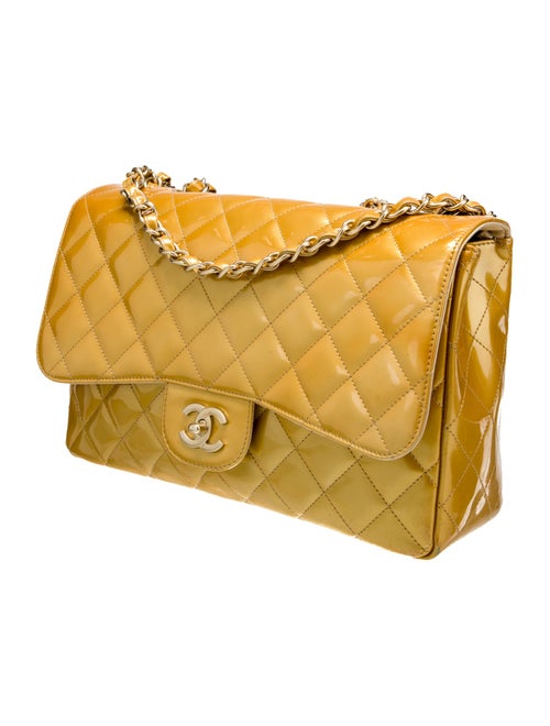 Chanel Classic Jumbo Single Flap Bag