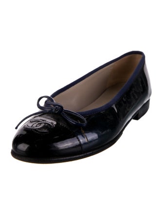 Chanel Interlocking CC Logo Patent Leather Ballet Flats