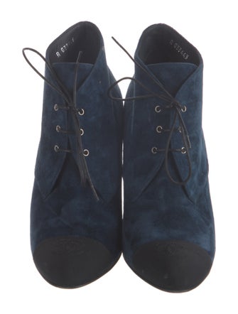 Chanel 2018 Interlocking CC Logo Lace-Up Boots