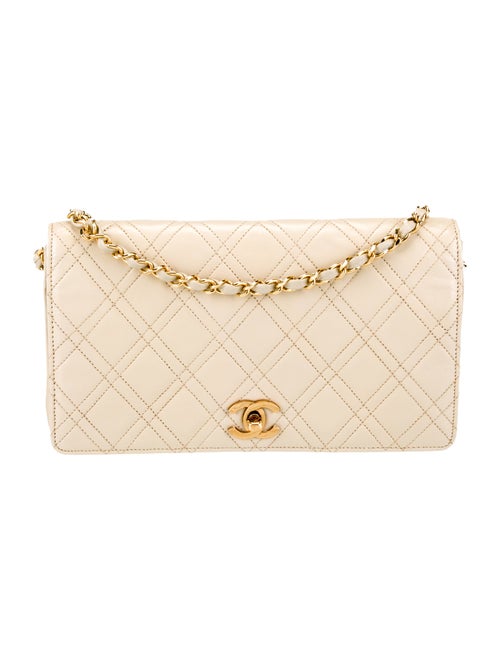 Chanel Diamond Quilt Single Flap Bag