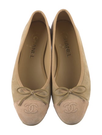 Chanel Interlocking CC Logo Suede Ballet Flats
