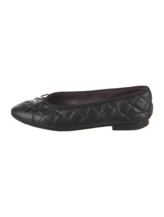 Chanel Interlocking CC Logo Leather Flats