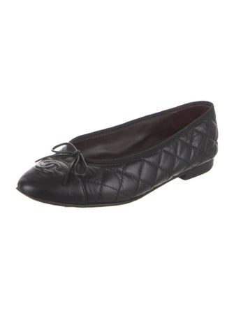 Chanel Interlocking CC Logo Leather Flats