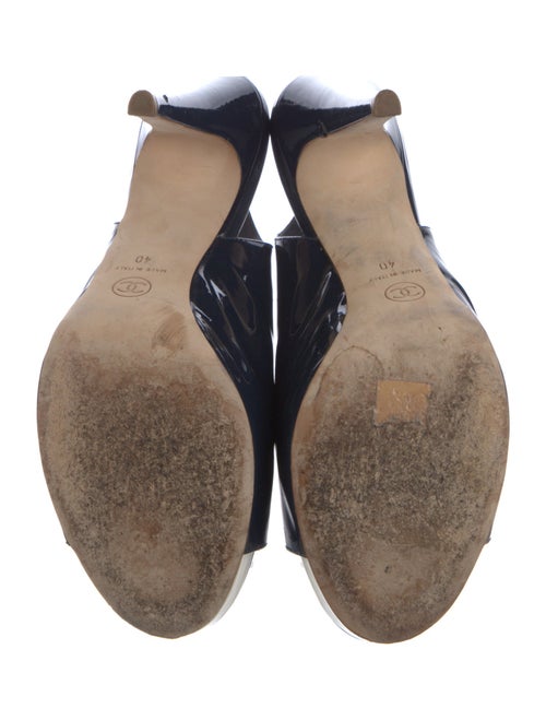 Chanel Interlocking CC Logo Patent Leather Slingback Sandals