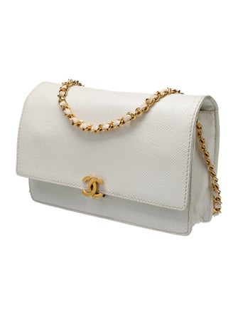 Chanel Classic Wallet on Chain