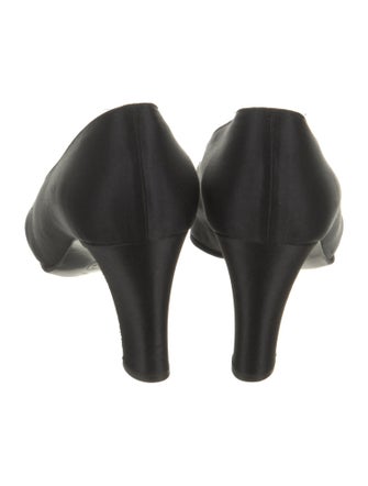 Chanel Interlocking CC Logo Satin Pumps