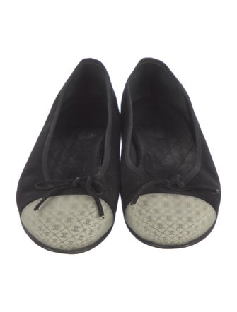 Chanel 2017 Interlocking CC Logo Flats