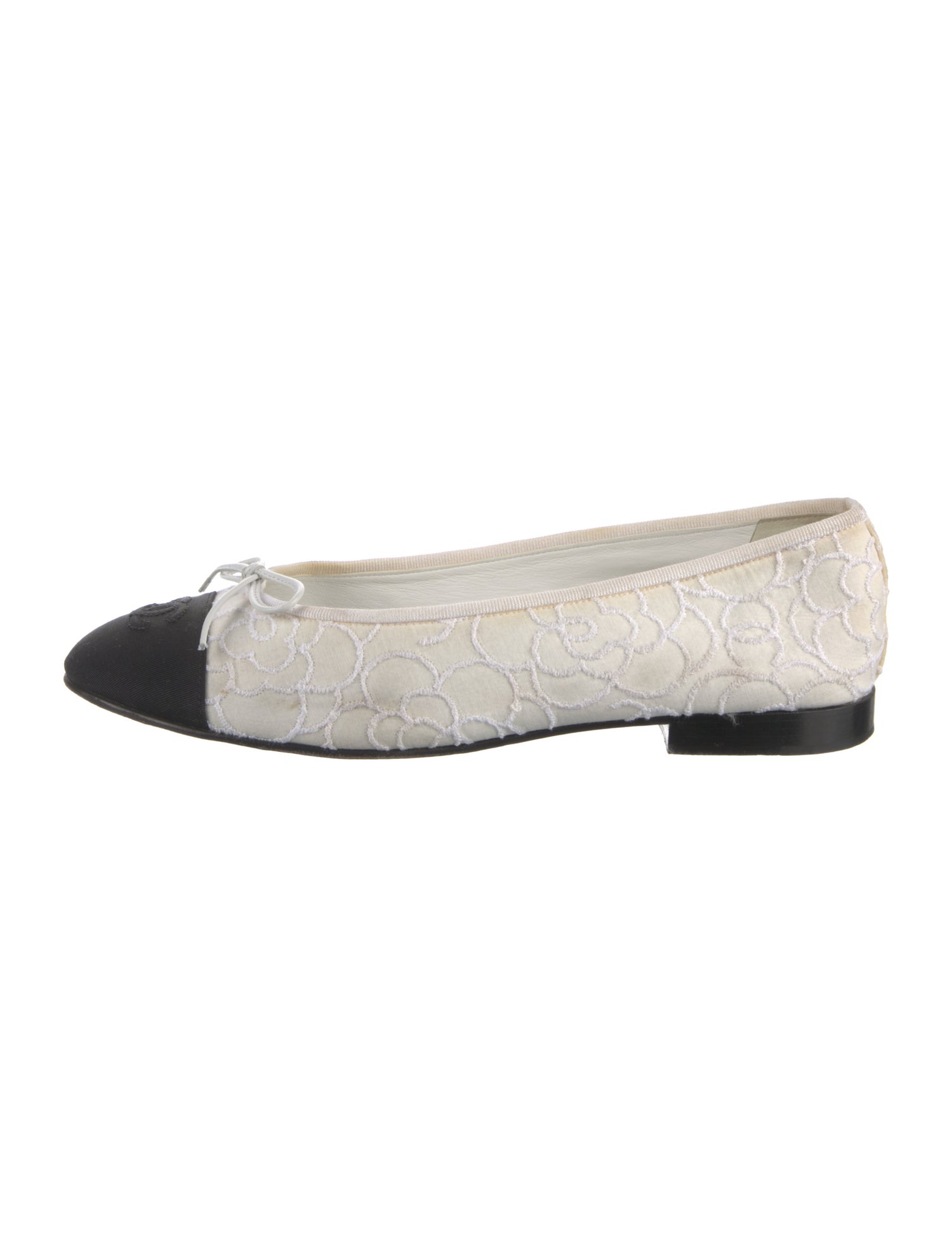 Chanel Interlocking CC Logo Bow Accents Ballet Flats