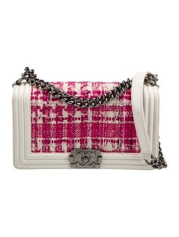 Chanel Shoulder Bags Medium Tweed Boy Bag