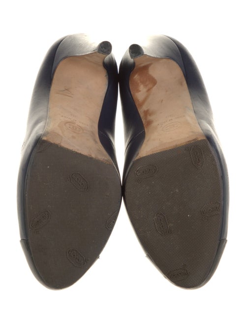 Chanel 2012 Interlocking CC Logo Pumps