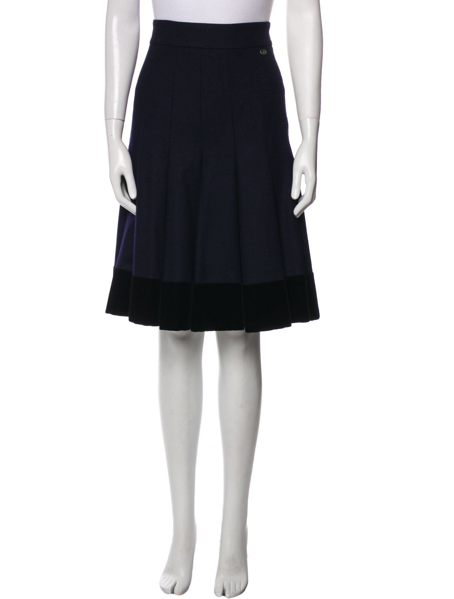 Chanel 2014 Knee-Length Skirt