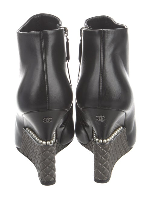 Chanel 2017 Interlocking CC Logo Sandals