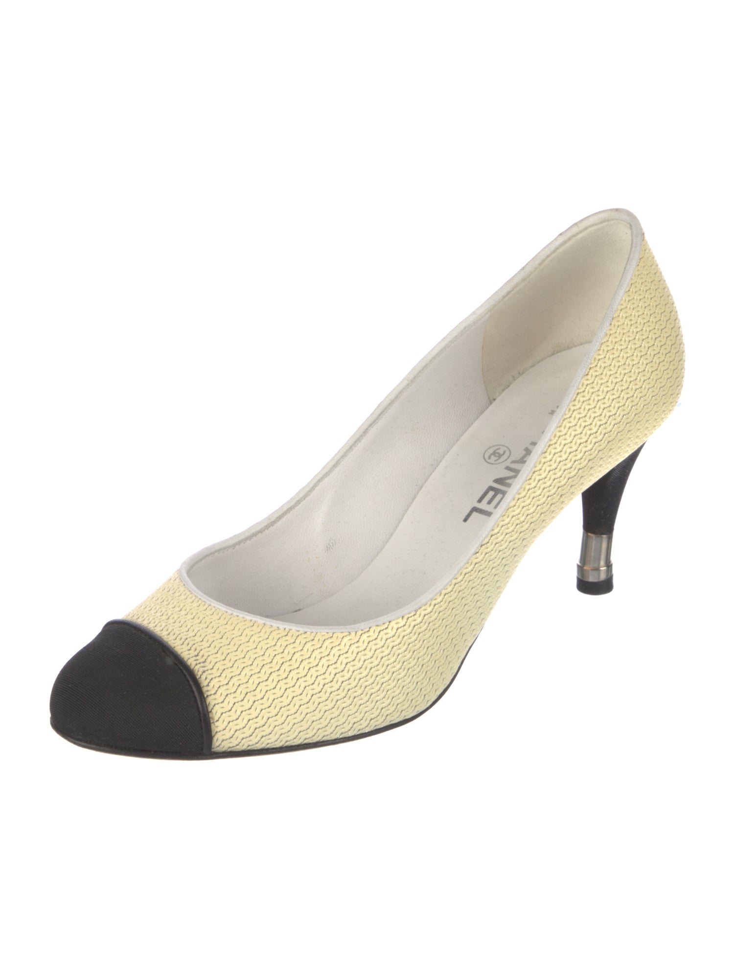 Chanel 2012 Interlocking CC Logo Pumps