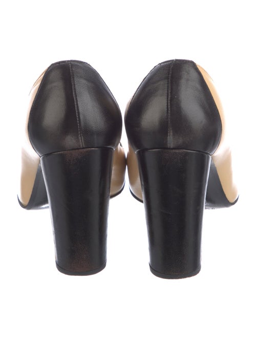 Chanel Vintage 2004 Pumps
