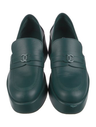 Chanel 2022 Interlocking CC Logo Loafers