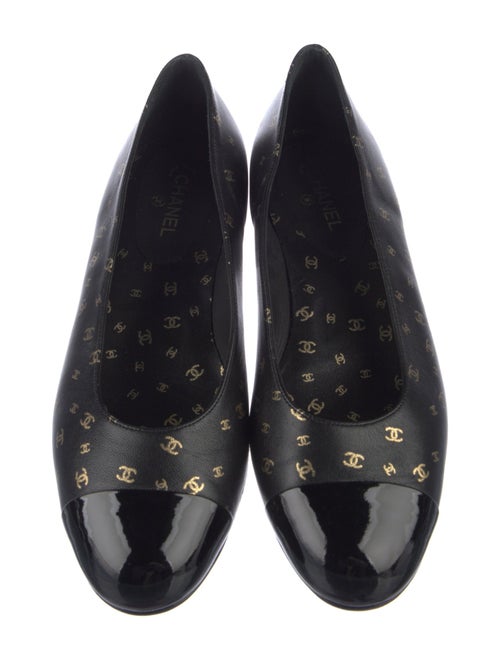 Chanel 2023 Interlocking CC Logo Flats