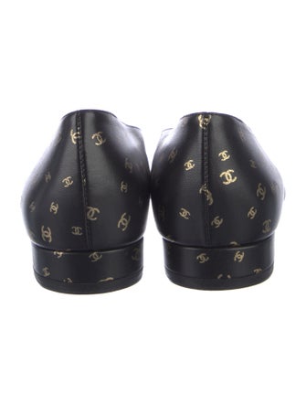 Chanel 2023 Interlocking CC Logo Flats