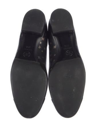 Chanel 2023 Interlocking CC Logo Flats