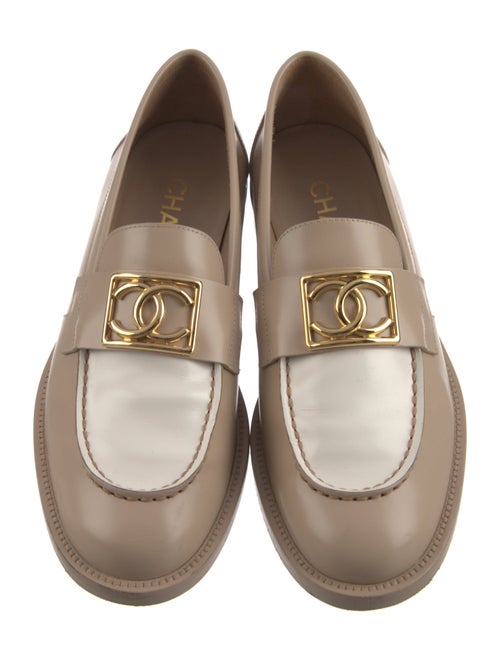 Chanel 2023 Interlocking CC Logo Loafers