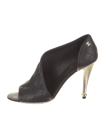 Chanel Pumps Leather D'Orsay pump 8.5